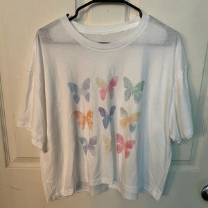 Butterfly crop top from Chic Soul. Size 3XL. Never worn.